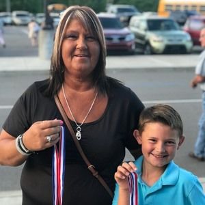 Meet your Posher, Elaine